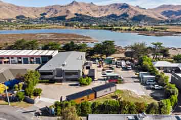 Office, warehouse and yard options to lease