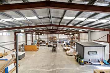 Office, warehouse and yard options to lease