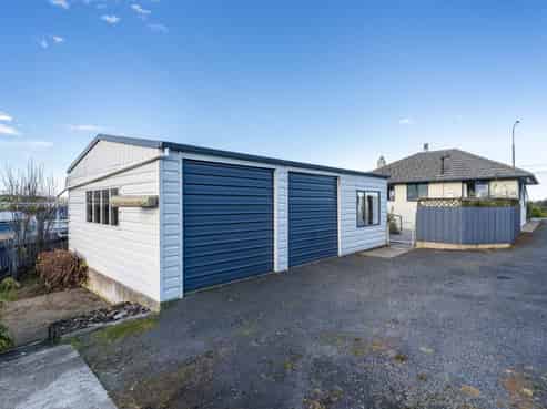 128 Main Road, Fairfield