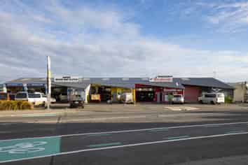 High-Profile Workshop Space for Sale