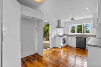 12 Onewhero Road, Kaukapakapa