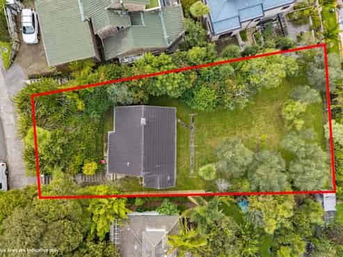 77 Kurahaupo Street, Orakei