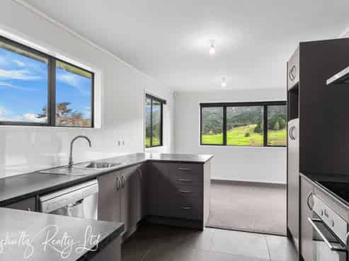 260 Mountain Road, Maungaturoto