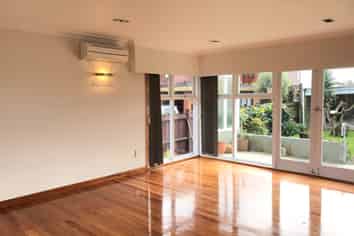 4/18 Tawhiri Road, One Tree Hill