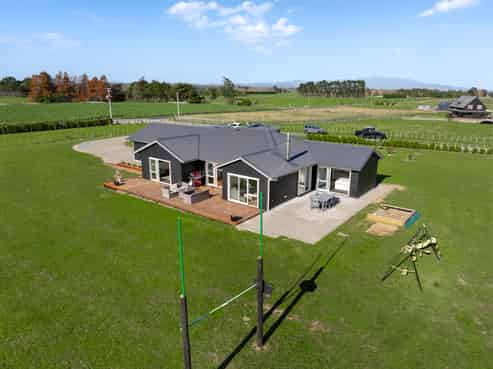 342A No 1 Line, Featherston