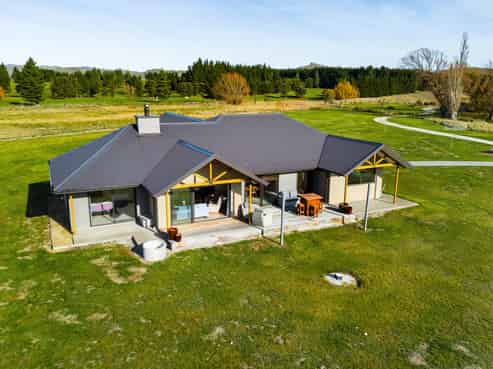 13 White Road, Omakau