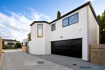 2/8 Deuxberry Avenue, Northcote