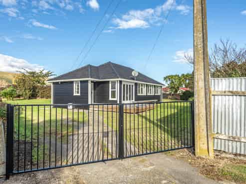 94 Talbot Street, Whanganui East