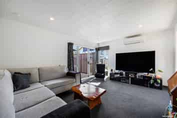 9 Cadiz Place, Red Hill