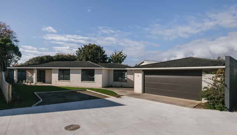 2 Cypress Way , Levin