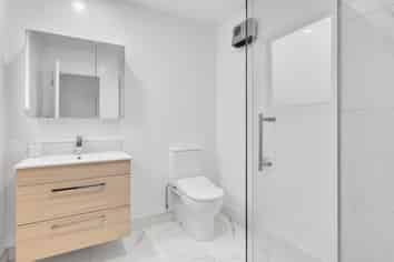 8/5 Shearer Avenue, Papanui