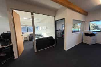 98m² Office Space, Ngauranga