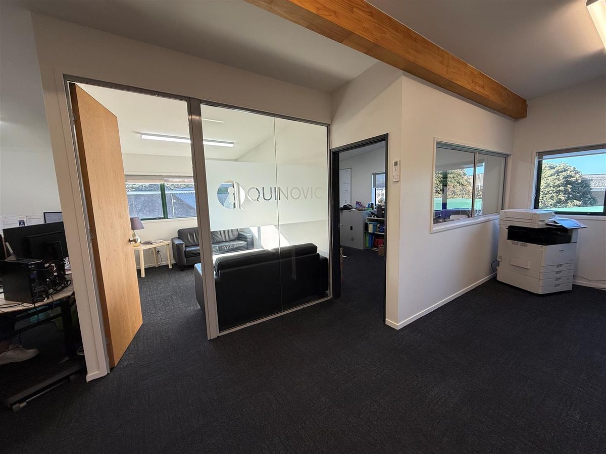 98m² Office Space, Ngauranga - View 6