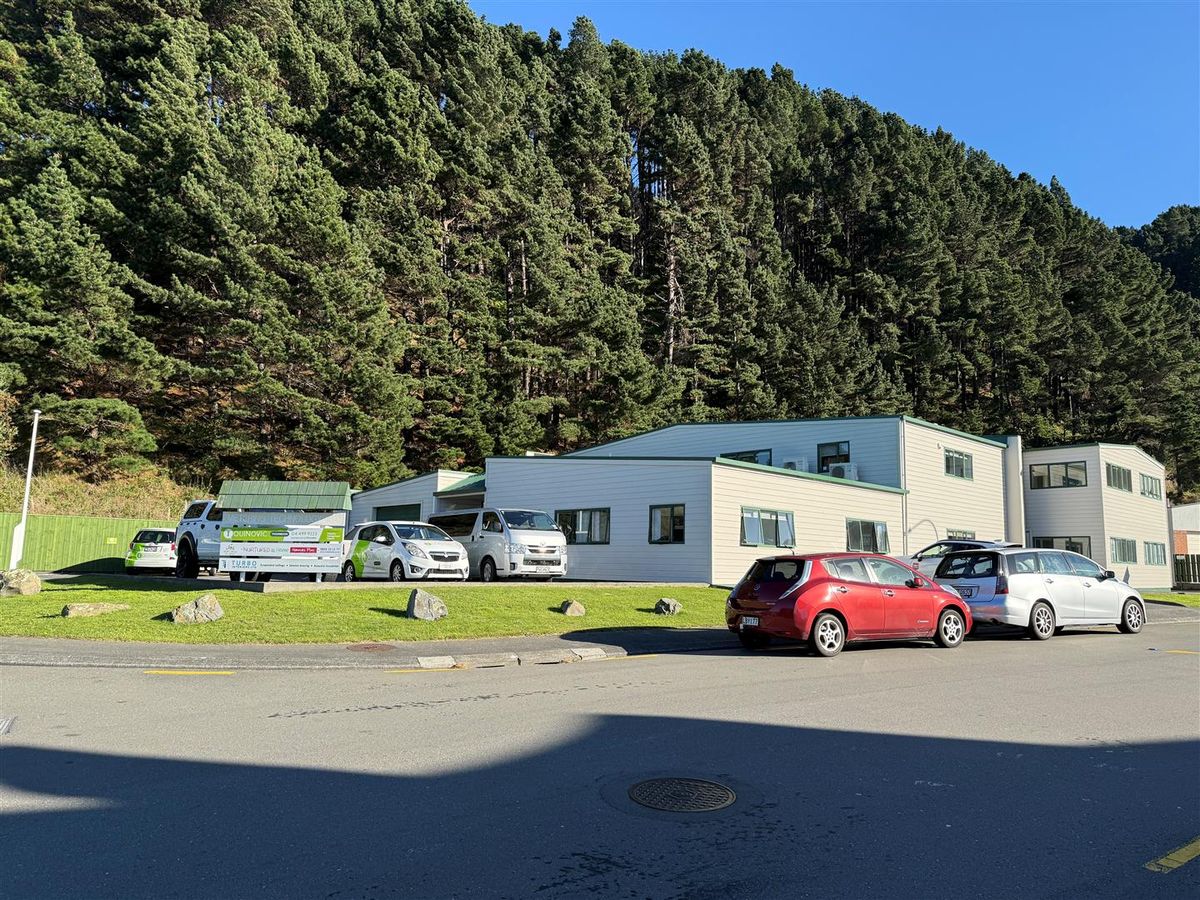 98m² Office Space, Ngauranga
