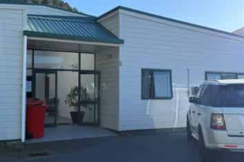 98m² Office Space, Ngauranga