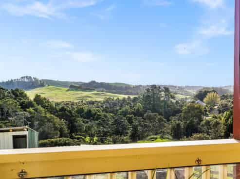 51 Sterling Road, Paparoa