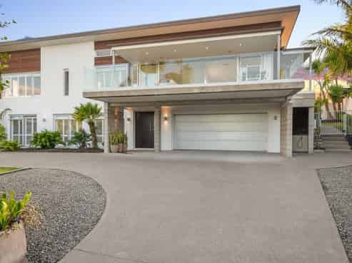 12A Eastcliffe Road, Castor Bay