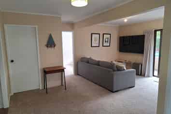 5 Valdese Rise, Browns Bay