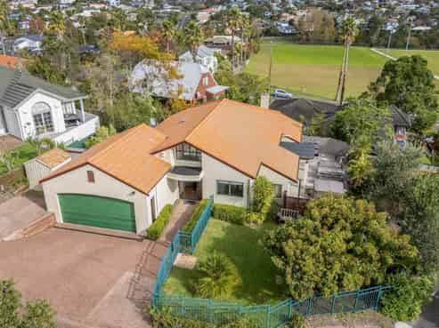 15 Mandeville Place, Unsworth Heights