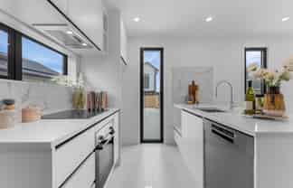 163 Russell Road, Manurewa