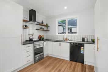 25 Sunny Grove, Wainuiomata