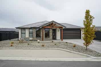 151 high Street, Leeston