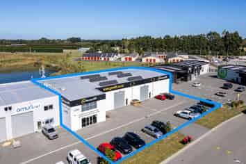 North facing warehouse & office - available now