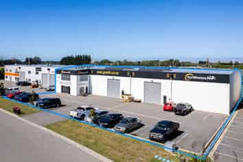 North facing warehouse & office - available now