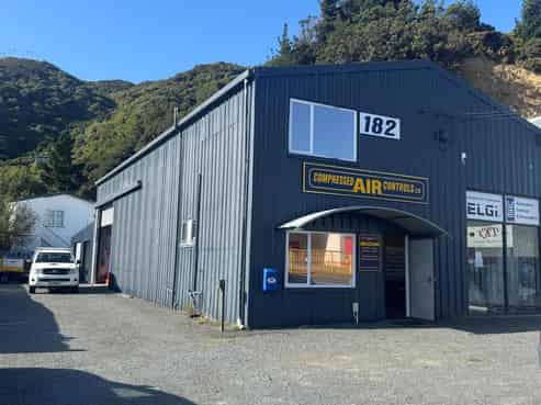Showroom, Yard, Office and Workshop