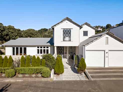 18 Forres Street, Seatoun