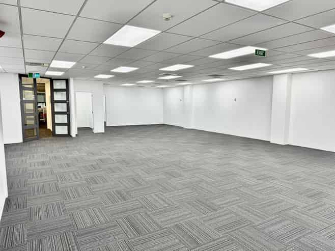 Prime CBD office with parking & fit-out