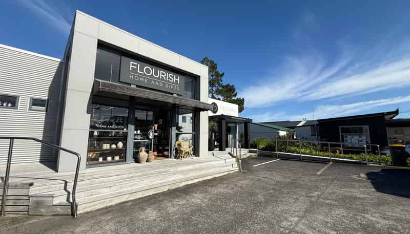325 Main Road, Kumeu