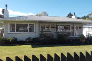 16 Ongo Road, Hunterville