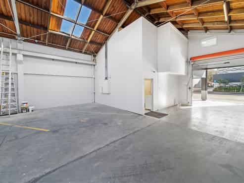 Modern Warehouse/Office in the CBD