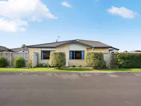 48/3 Turnbury Court, Rototuna