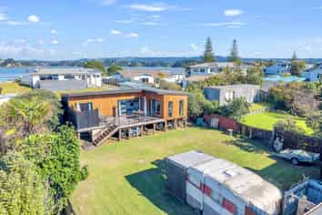 316B Ocean Road, Ohope