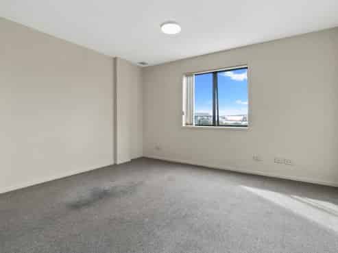 3N/17 Crown Lynn Place, New Lynn