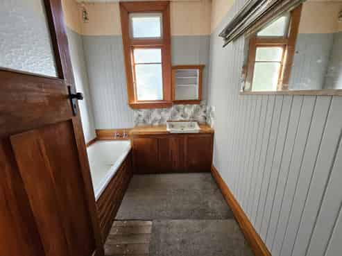 100 Omoto Road, Greymouth