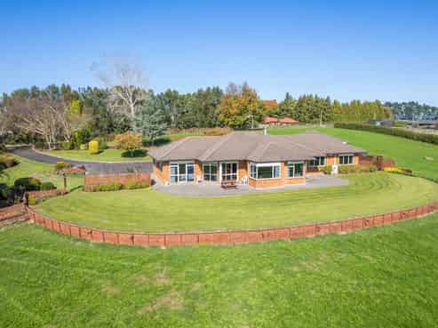 103 Jury Road, Ngahinapouri