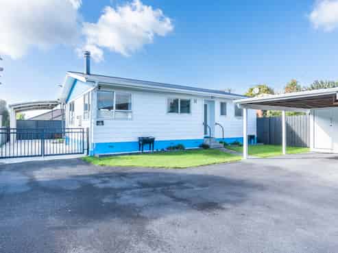 12A Leslie Place, Deanwell