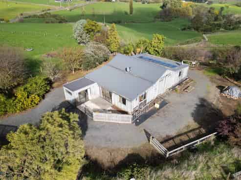 12 Tirohanga Road, Rotoorangi
