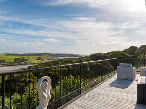 205 Takahoa Drive, Kaiwaka