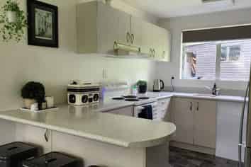 1138 South Road, Oakura
