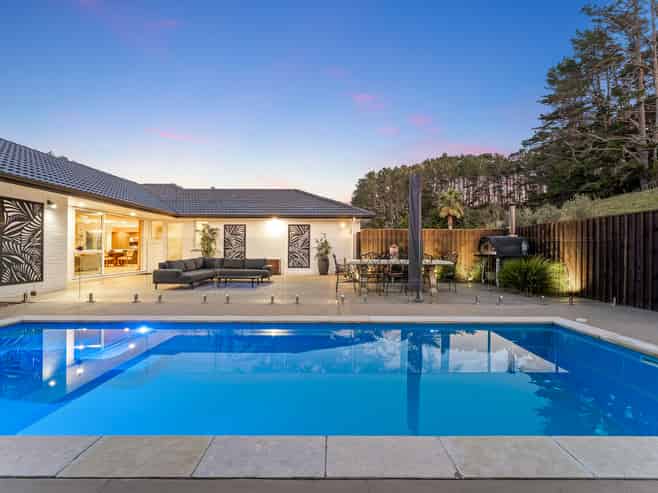 136B Monarch Downs Way, Matakana