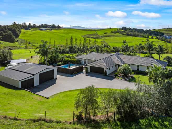 136B Monarch Downs Way, Matakana