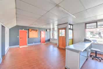 Prime Main Street Opportunity in Tapanui!