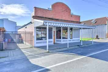 Prime Main Street Opportunity in Tapanui!