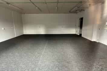 Budget-Friendly 76sqm Unit - New Lynn!
