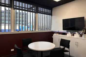 161m2* Sunny Papanui Office