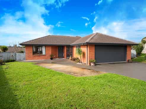 16 Maxwell Place, Kamo